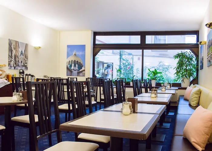 Pharmador Bed and Breakfast 3*