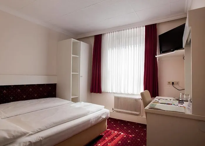 Pharmador Bed and Breakfast 3*