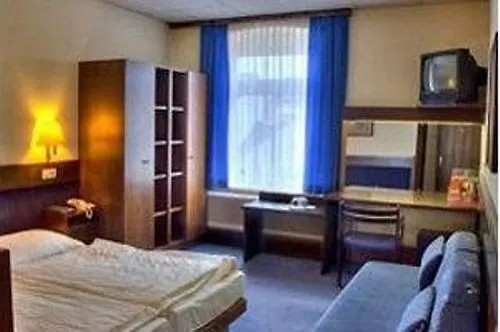 Bed and Breakfast Pharmador 3*